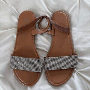Brash Silver/Tan Sandals